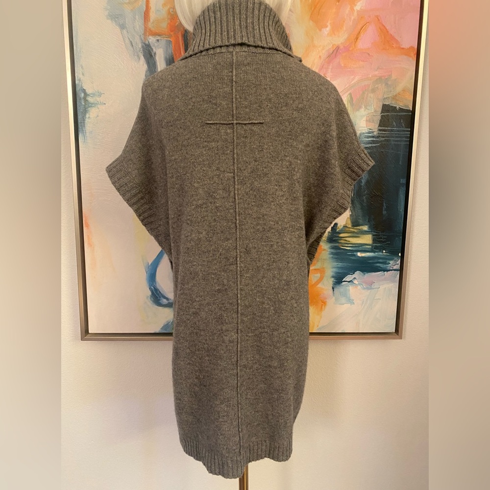 Saks Fifth Avenue Wool Sweater. Color Gray.